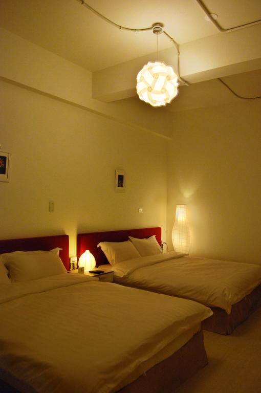Wow Tainan Hostel Exteriör bild