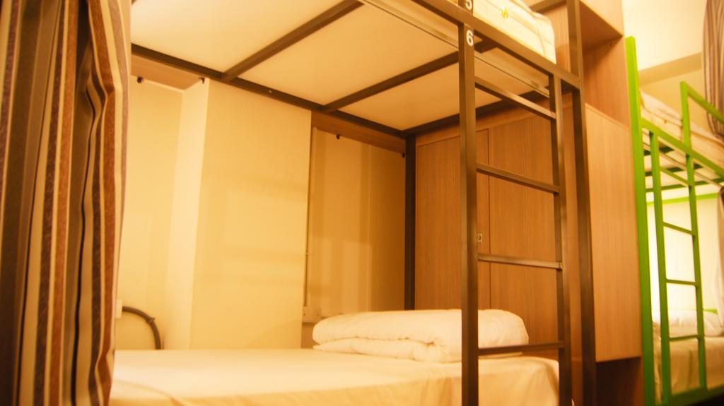 Wow Tainan Hostel Exteriör bild